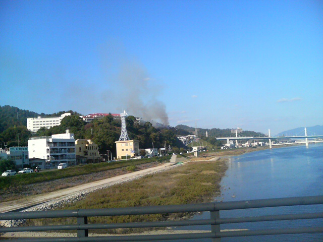 ���̉摜�̒��쌠��
Hiroshima Inline Hockey League(HIHL)�ɂ���܂��B�摜�f�[�^�̖��f�]�p�͌ł����f��\���グ�܂��B