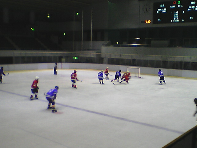 ���̉摜�̒��쌠��
Hiroshima Inline Hockey League(HIHL)�ɂ���܂��B�摜�f�[�^�̖��f�]�p�͌ł����f��\���グ�܂��B