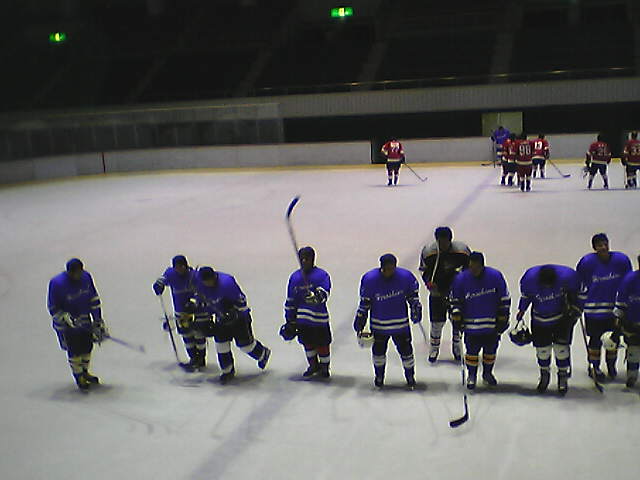 ���̉摜�̒��쌠��
Hiroshima Inline Hockey League(HIHL)�ɂ���܂��B�摜�f�[�^�̖��f�]�p�͌ł����f��\���グ�܂��B