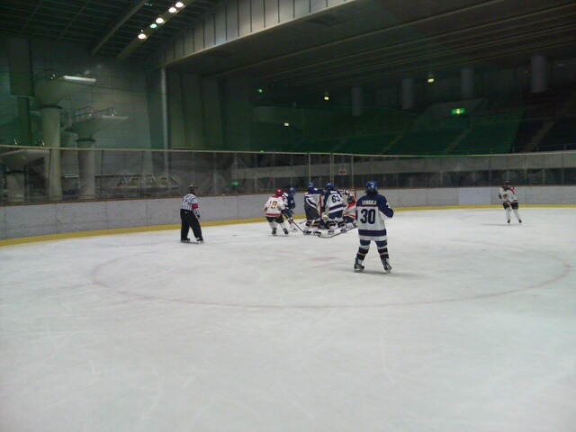 ���̉摜�̒��쌠��
Hiroshima Inline Hockey League(HIHL)�ɂ���܂��B�摜�f�[�^�̖��f�]�p�͌ł����f��\���グ�܂��B