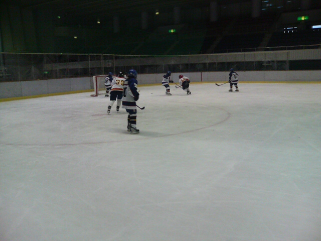 ���̉摜�̒��쌠��
Hiroshima Inline Hockey League(HIHL)�ɂ���܂��B�摜�f�[�^�̖��f�]�p�͌ł����f��\���グ�܂��B