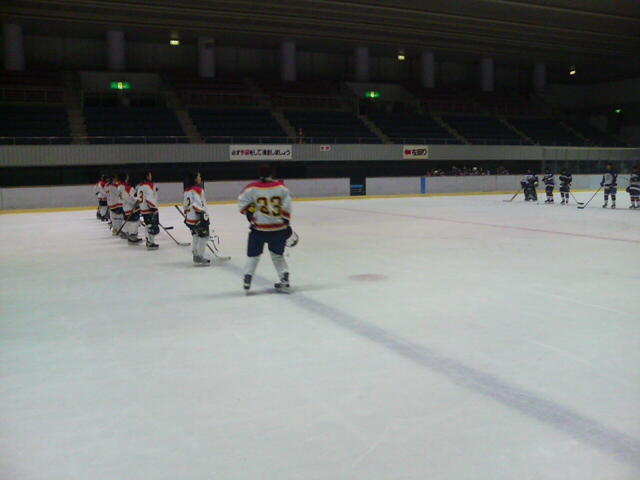 ���̉摜�̒��쌠��
Hiroshima Inline Hockey League(HIHL)�ɂ���܂��B�摜�f�[�^�̖��f�]�p�͌ł����f��\���グ�܂��B