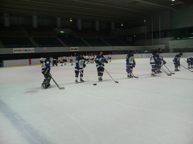 ���̉摜�̒��쌠��
Hiroshima Inline Hockey League(HIHL)�ɂ���܂��B�摜�f�[�^�̖��f�]�p�͌ł����f��\���グ�܂��B