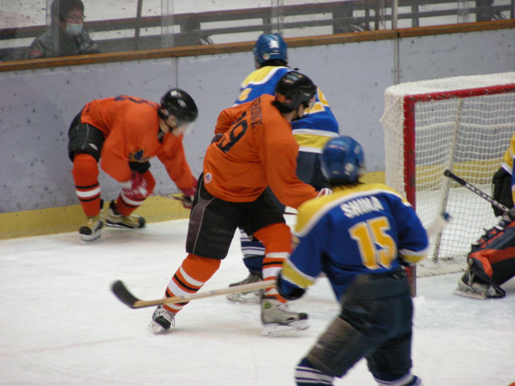 ���̉摜�̒��쌠��
Hiroshima Inline Hockey League(HIHL)�ɂ���܂��B�摜�f�[�^�̖��f�]�p�͌ł����f��\���グ�܂��B