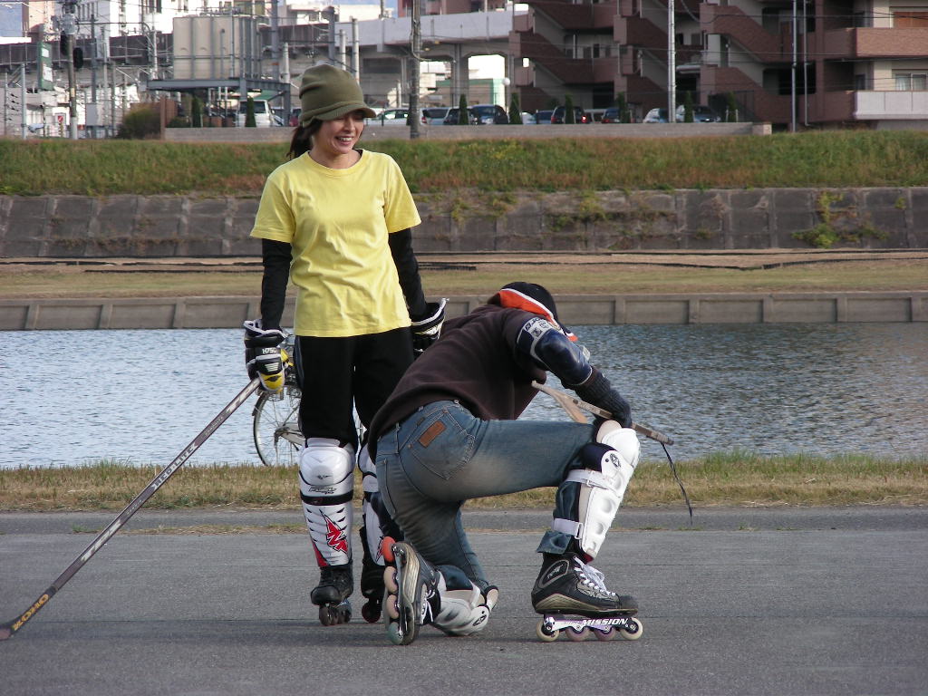 ���̉摜�̒��쌠��
Hiroshima Inline Hockey League(HIHL)�ɂ���܂��B�摜�f�[�^�̖��f�]�p�͌ł����f��\���グ�܂��B