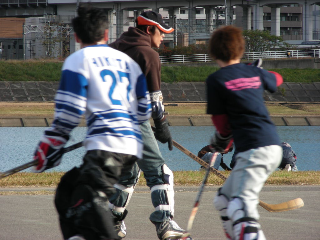 ���̉摜�̒��쌠��
Hiroshima Inline Hockey League(HIHL)�ɂ���܂��B�摜�f�[�^�̖��f�]�p�͌ł����f��\���グ�܂��B