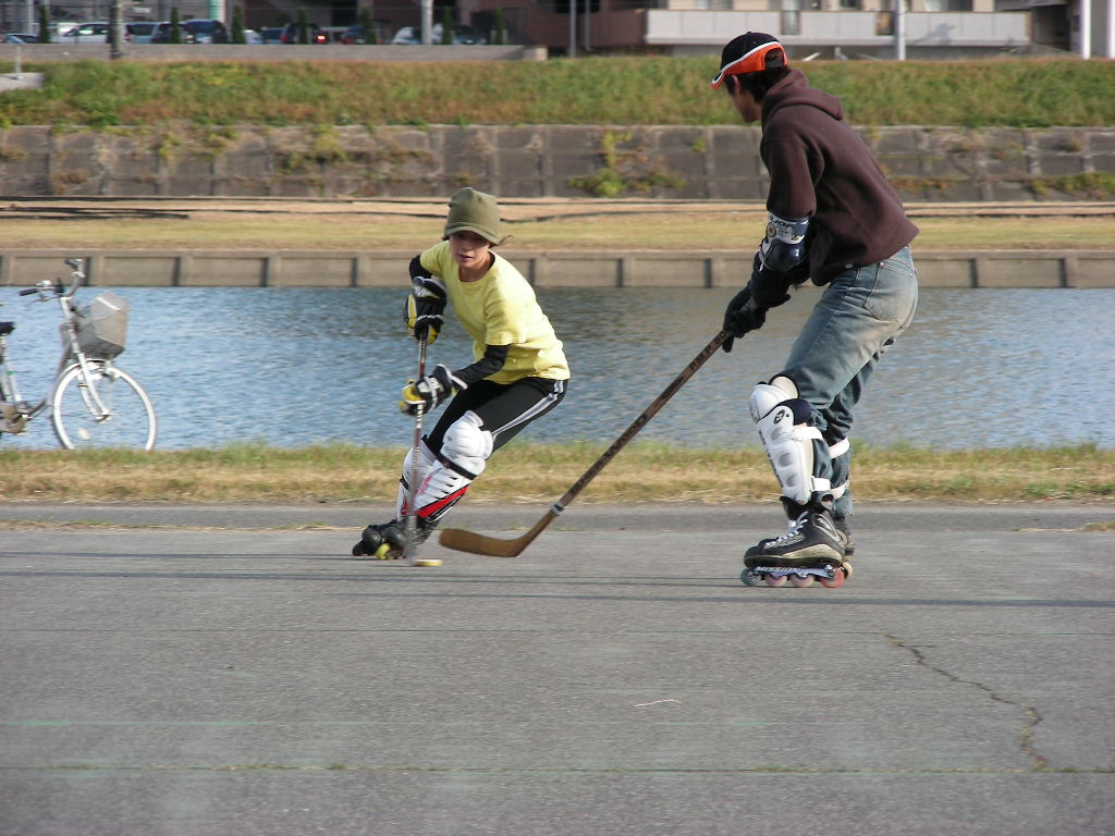 ���̉摜�̒��쌠��
Hiroshima Inline Hockey League(HIHL)�ɂ���܂��B�摜�f�[�^�̖��f�]�p�͌ł����f��\���グ�܂��B