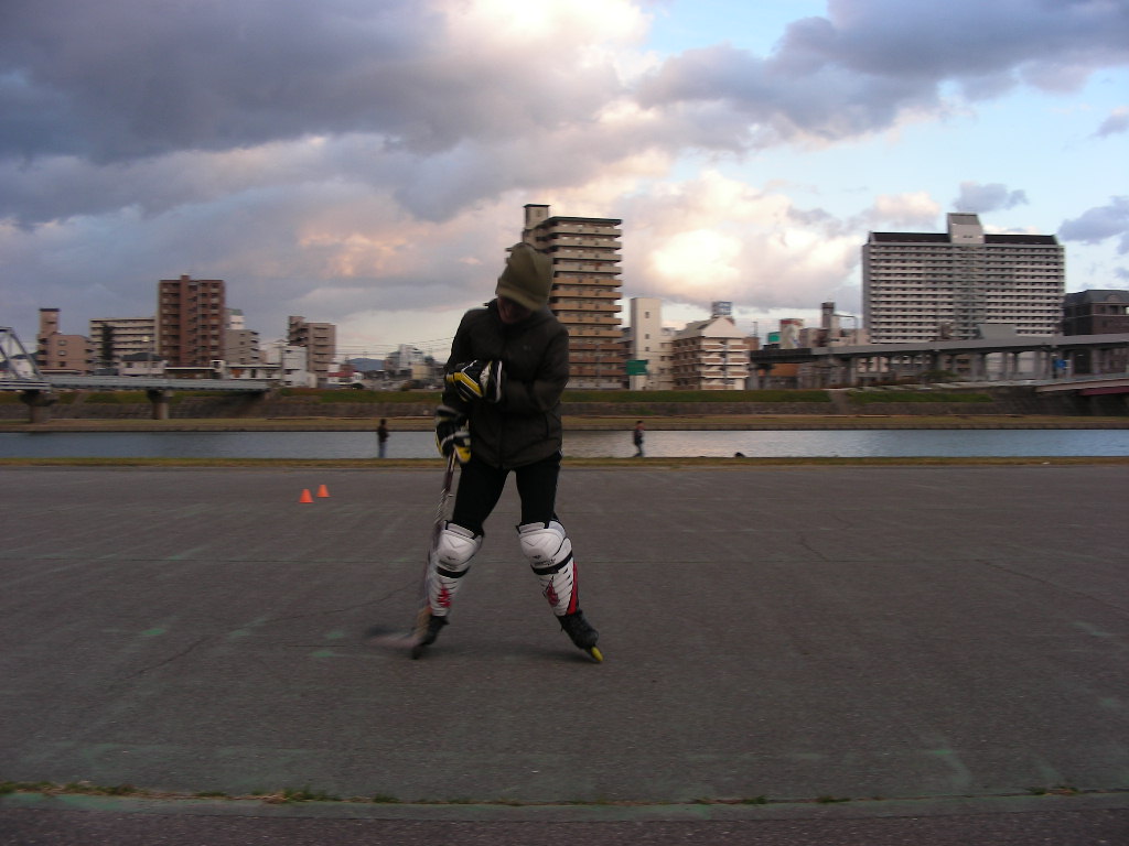 ���̉摜�̒��쌠��
Hiroshima Inline Hockey League(HIHL)�ɂ���܂��B�摜�f�[�^�̖��f�]�p�͌ł����f��\���グ�܂��B