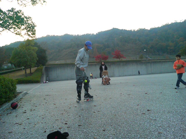 ���̉摜�̒��쌠��
Hiroshima Inline Hockey League(HIHL)�ɂ���܂��B�摜�f�[�^�̖��f�]�p�͌ł����f��\���グ�܂��B