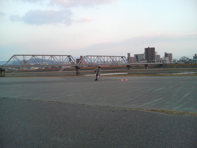 ���̉摜�̒��쌠��
Hiroshima Inline Hockey League(HIHL)�ɂ���܂��B�摜�f�[�^�̖��f�]�p�͌ł����f��\���グ�܂��B