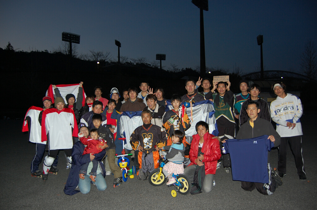 ���̉摜�̒��쌠��
Hiroshima Inline Hockey League(HIHL)�ɂ���܂��B�摜�f�[�^�̖��f�]�p�͌ł����f��\���グ�܂��B