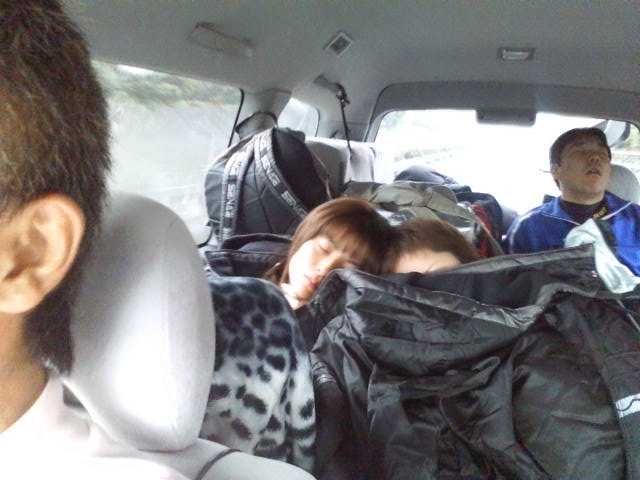 ���̉摜�̒��쌠��
Hiroshima Inline Hockey League(HIHL)�ɂ���܂��B�摜�f�[�^�̖��f�]�p�͌ł����f��\���グ�܂��B