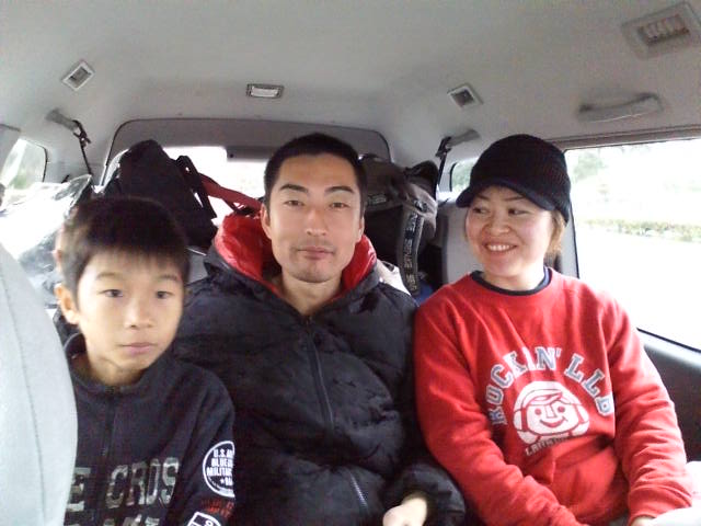 ���̉摜�̒��쌠��
Hiroshima Inline Hockey League(HIHL)�ɂ���܂��B�摜�f�[�^�̖��f�]�p�͌ł����f��\���グ�܂��B