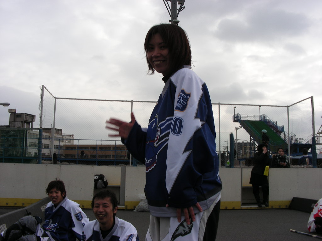 ���̉摜�̒��쌠��
Hiroshima Inline Hockey League(HIHL)�ɂ���܂��B�摜�f�[�^�̖��f�]�p�͌ł����f��\���グ�܂��B