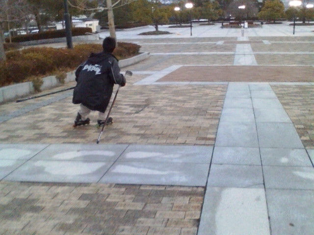 ���̉摜�̒��쌠��
Hiroshima Inline Hockey League(HIHL)�ɂ���܂��B�摜�f�[�^�̖��f�]�p�͌ł����f��\���グ�܂��B