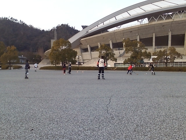 ���̉摜�̒��쌠��
Hiroshima Inline Hockey League(HIHL)�ɂ���܂��B�摜�f�[�^�̖��f�]�p�͌ł����f��\���グ�܂��B