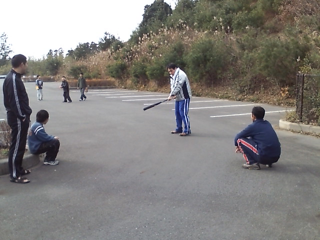 ���̉摜�̒��쌠��
Hiroshima Inline Hockey League(HIHL)�ɂ���܂��B�摜�f�[�^�̖��f�]�p�͌ł����f��\���グ�܂��B