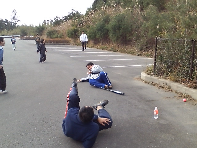 ���̉摜�̒��쌠��
Hiroshima Inline Hockey League(HIHL)�ɂ���܂��B�摜�f�[�^�̖��f�]�p�͌ł����f��\���グ�܂��B