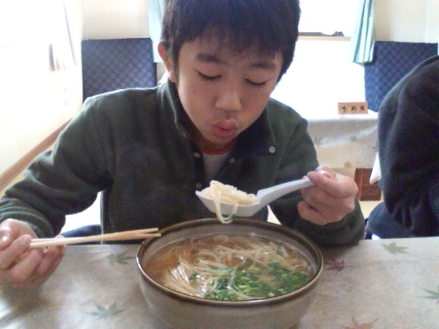 ���̉摜�̒��쌠��
Hiroshima Inline Hockey League(HIHL)�ɂ���܂��B�摜�f�[�^�̖��f�]�p�͌ł����f��\���グ�܂��B