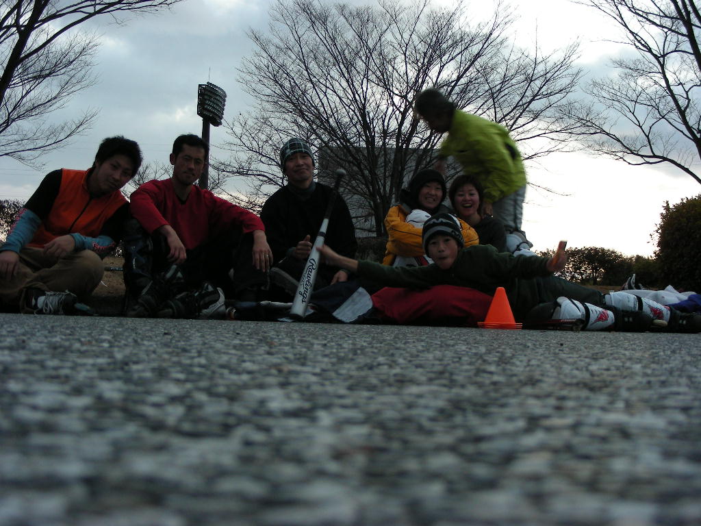 ���̉摜�̒��쌠��
Hiroshima Inline Hockey League(HIHL)�ɂ���܂��B�摜�f�[�^�̖��f�]�p�͌ł����f��\���グ�܂��B