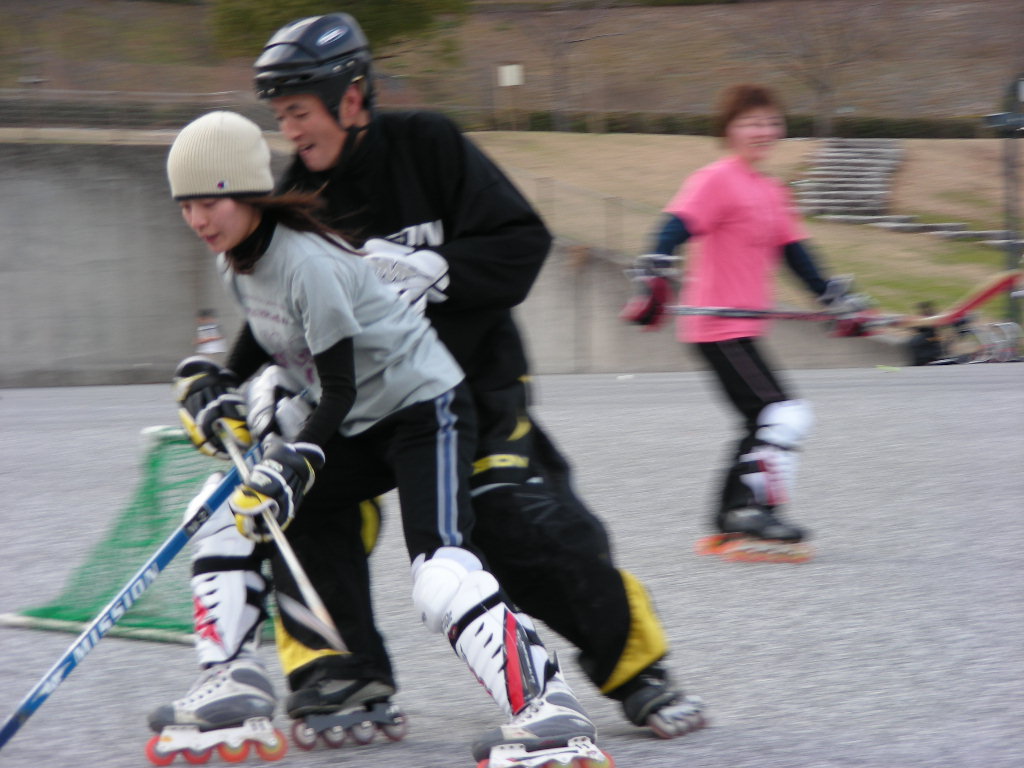 ���̉摜�̒��쌠��
Hiroshima Inline Hockey League(HIHL)�ɂ���܂��B�摜�f�[�^�̖��f�]�p�͌ł����f��\���グ�܂��B