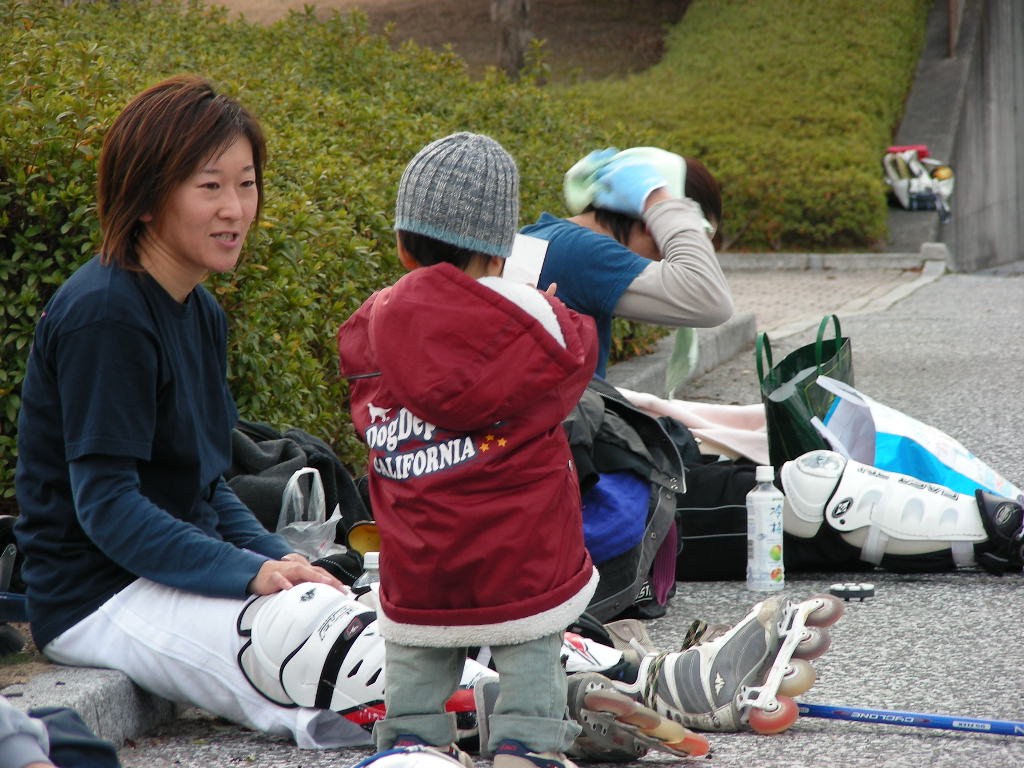 ���̉摜�̒��쌠��
Hiroshima Inline Hockey League(HIHL)�ɂ���܂��B�摜�f�[�^�̖��f�]�p�͌ł����f��\���グ�܂��B