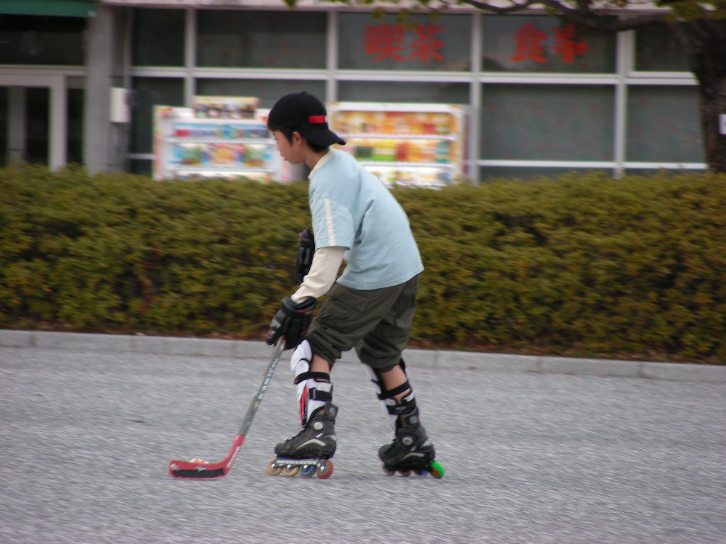 ���̉摜�̒��쌠��
Hiroshima Inline Hockey League(HIHL)�ɂ���܂��B�摜�f�[�^�̖��f�]�p�͌ł����f��\���グ�܂��B