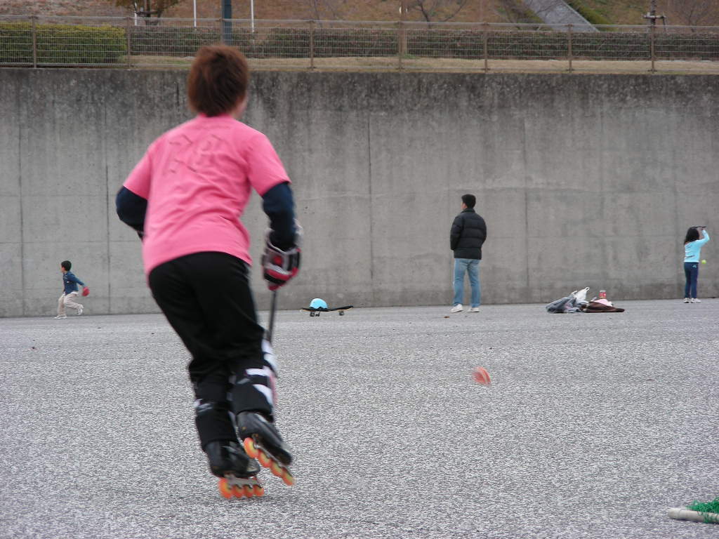 ���̉摜�̒��쌠��
Hiroshima Inline Hockey League(HIHL)�ɂ���܂��B�摜�f�[�^�̖��f�]�p�͌ł����f��\���グ�܂��B
