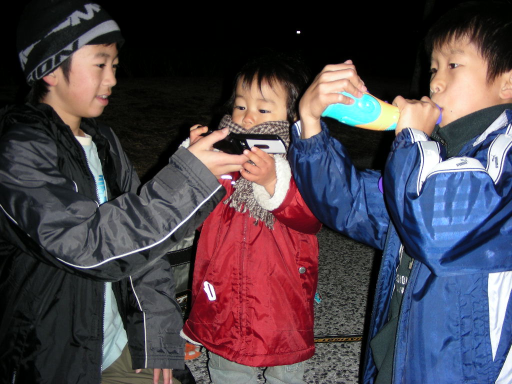 ���̉摜�̒��쌠��
Hiroshima Inline Hockey League(HIHL)�ɂ���܂��B�摜�f�[�^�̖��f�]�p�͌ł����f��\���グ�܂��B