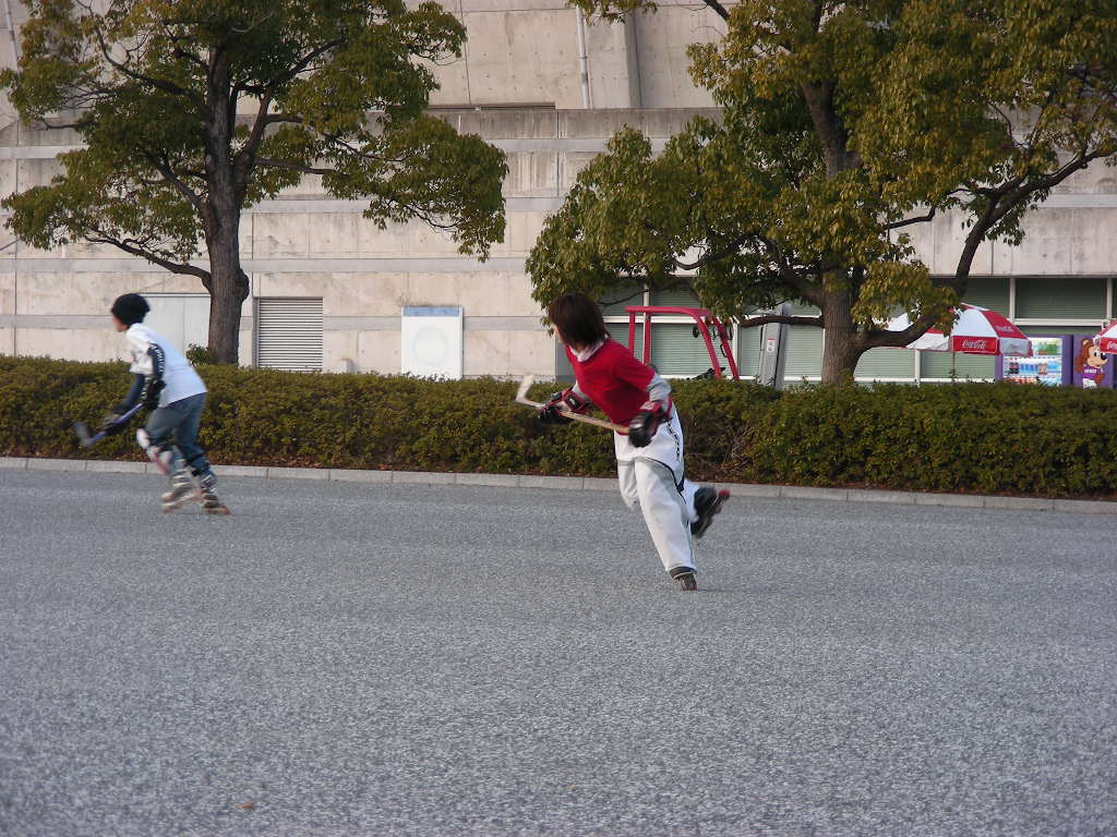 ���̉摜�̒��쌠��
Hiroshima Inline Hockey League(HIHL)�ɂ���܂��B�摜�f�[�^�̖��f�]�p�͌ł����f��\���グ�܂��B