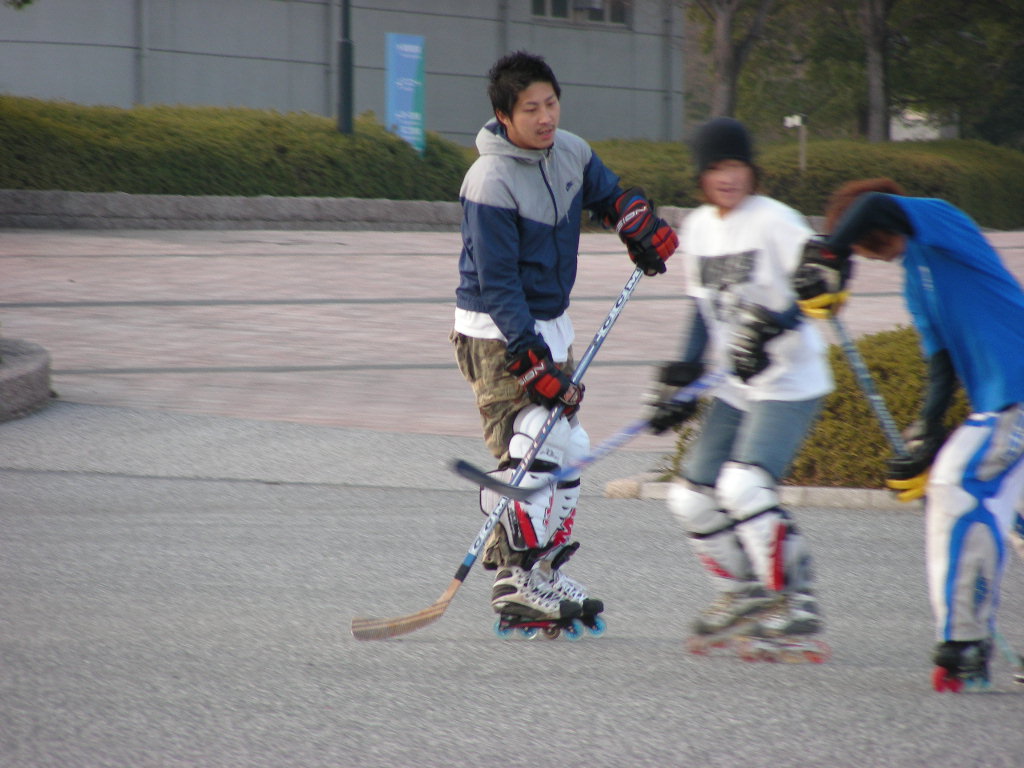 ���̉摜�̒��쌠��
Hiroshima Inline Hockey League(HIHL)�ɂ���܂��B�摜�f�[�^�̖��f�]�p�͌ł����f��\���グ�܂��B