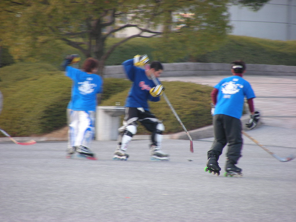 ���̉摜�̒��쌠��
Hiroshima Inline Hockey League(HIHL)�ɂ���܂��B�摜�f�[�^�̖��f�]�p�͌ł����f��\���グ�܂��B