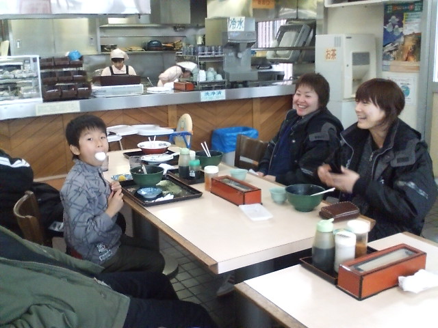 ���̉摜�̒��쌠��
Hiroshima Inline Hockey League(HIHL)�ɂ���܂��B�摜�f�[�^�̖��f�]�p�͌ł����f��\���グ�܂��B