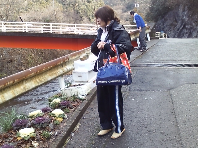 ���̉摜�̒��쌠��
Hiroshima Inline Hockey League(HIHL)�ɂ���܂��B�摜�f�[�^�̖��f�]�p�͌ł����f��\���グ�܂��B