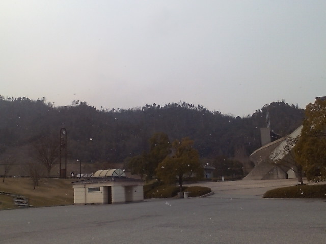 ���̉摜�̒��쌠��
Hiroshima Inline Hockey League(HIHL)�ɂ���܂��B�摜�f�[�^�̖��f�]�p�͌ł����f��\���グ�܂��B