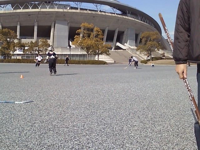 ���̉摜�̒��쌠��
Hiroshima Inline Hockey League(HIHL)�ɂ���܂��B�摜�f�[�^�̖��f�]�p�͌ł����f��\���グ�܂��B