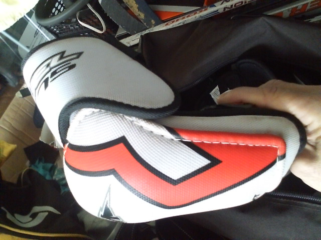 ���̉摜�̒��쌠��
Hiroshima Inline Hockey League(HIHL)�ɂ���܂��B�摜�f�[�^�̖��f�]�p�͌ł����f��\���グ�܂��B