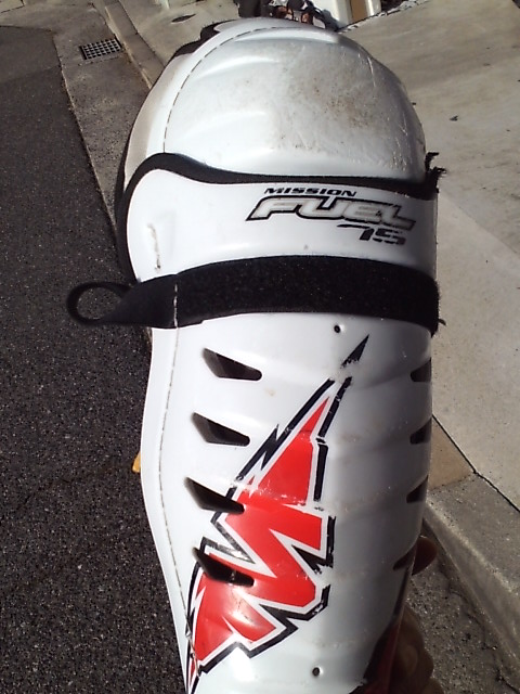 ���̉摜�̒��쌠��
Hiroshima Inline Hockey League(HIHL)�ɂ���܂��B�摜�f�[�^�̖��f�]�p�͌ł����f��\���グ�܂��B