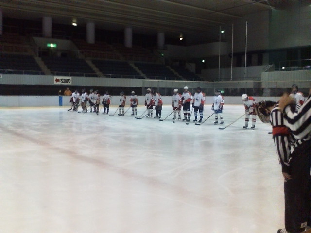 ���̉摜�̒��쌠��
Hiroshima Inline Hockey League(HIHL)�ɂ���܂��B�摜�f�[�^�̖��f�]�p�͌ł����f��\���グ�܂��B