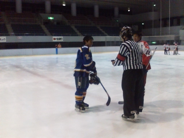 ���̉摜�̒��쌠��
Hiroshima Inline Hockey League(HIHL)�ɂ���܂��B�摜�f�[�^�̖��f�]�p�͌ł����f��\���グ�܂��B