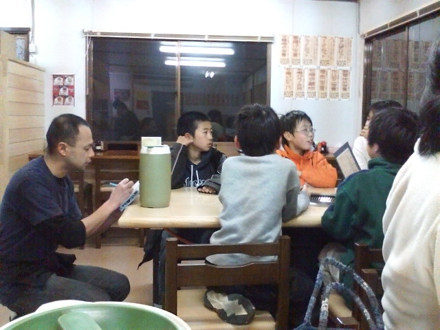 ���̉摜�̒��쌠��
Hiroshima Inline Hockey League(HIHL)�ɂ���܂��B�摜�f�[�^�̖��f�]�p�͌ł����f��\���グ�܂��B