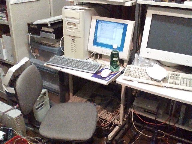 ���̉摜�̒��쌠��
Hiroshima Inline Hockey League(HIHL)�ɂ���܂��B�摜�f�[�^�̖��f�]�p�͌ł����f��\���グ�܂��B