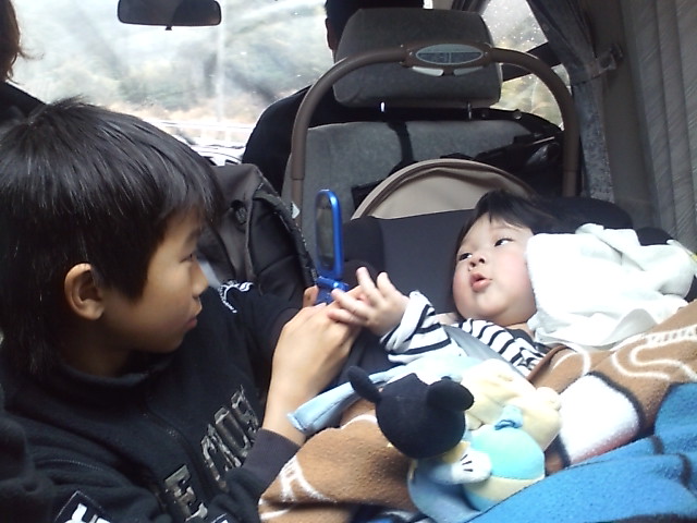 ���̉摜�̒��쌠��
Hiroshima Inline Hockey League(HIHL)�ɂ���܂��B�摜�f�[�^�̖��f�]�p�͌ł����f��\���グ�܂��B