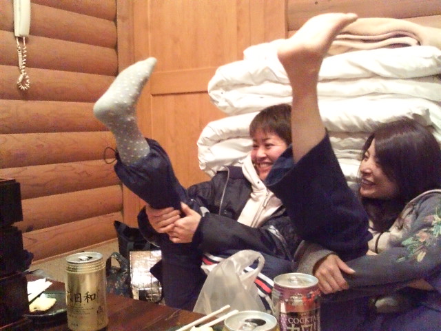 ���̉摜�̒��쌠��
Hiroshima Inline Hockey League(HIHL)�ɂ���܂��B�摜�f�[�^�̖��f�]�p�͌ł����f��\���グ�܂��B