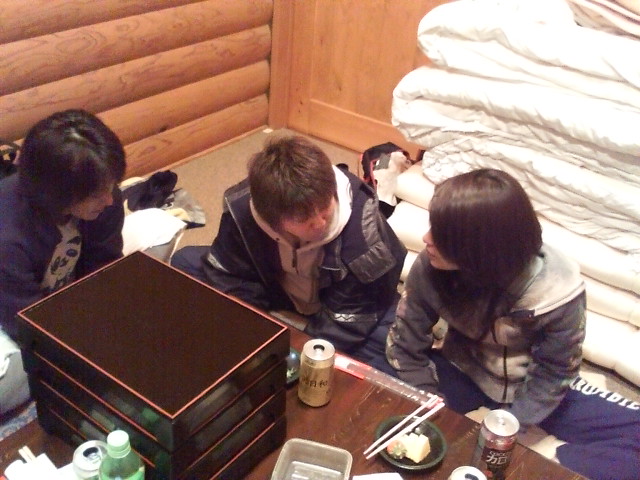 ���̉摜�̒��쌠��
Hiroshima Inline Hockey League(HIHL)�ɂ���܂��B�摜�f�[�^�̖��f�]�p�͌ł����f��\���グ�܂��B