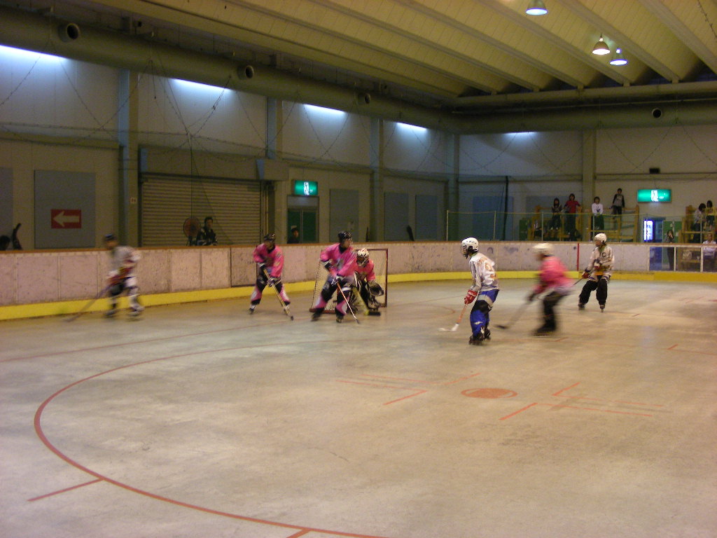 ���̉摜�̒��쌠��
Hiroshima Inline Hockey League(HIHL)�ɂ���܂��B�摜�f�[�^�̖��f�]�p�͌ł����f��\���グ�܂��B