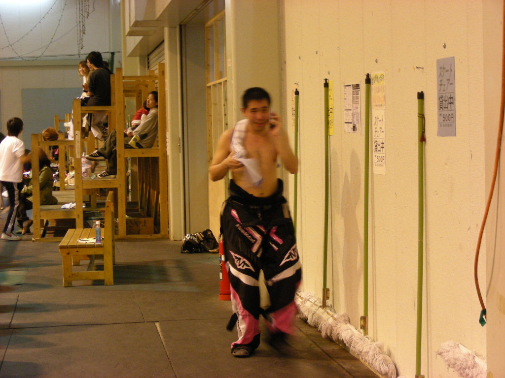 ���̉摜�̒��쌠��
Hiroshima Inline Hockey League(HIHL)�ɂ���܂��B�摜�f�[�^�̖��f�]�p�͌ł����f��\���グ�܂��B