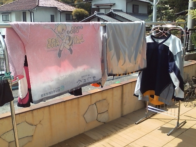 ���̉摜�̒��쌠��
Hiroshima Inline Hockey League(HIHL)�ɂ���܂��B�摜�f�[�^�̖��f�]�p�͌ł����f��\���グ�܂��B