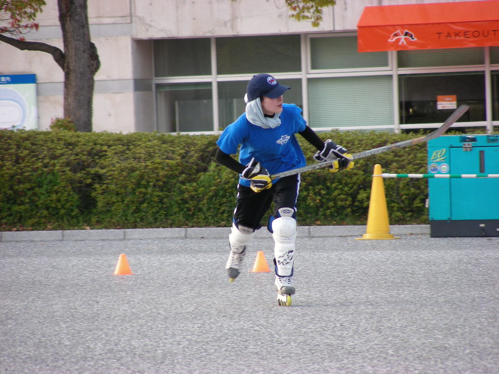 ���̉摜�̒��쌠��
Hiroshima Inline Hockey League(HIHL)�ɂ���܂��B�摜�f�[�^�̖��f�]�p�͌ł����f��\���グ�܂��B