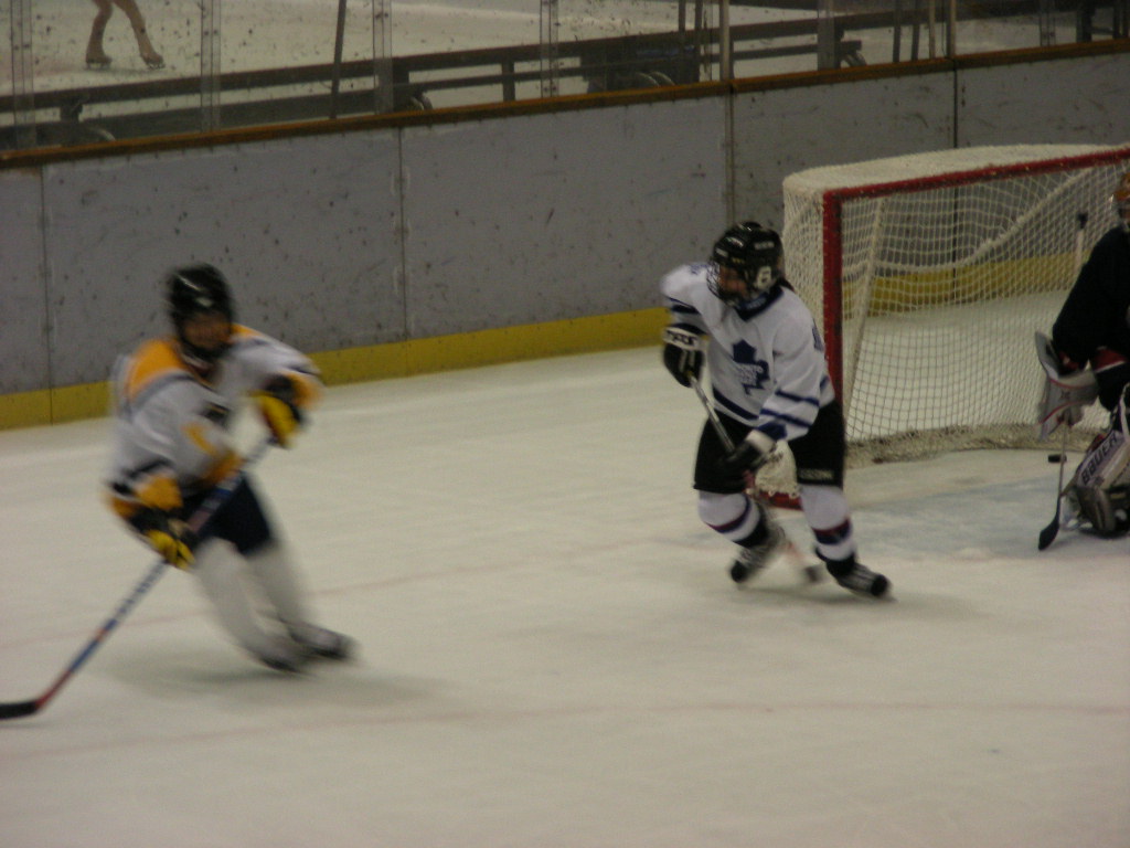 ���̉摜�̒��쌠��
Hiroshima Inline Hockey League(HIHL)�ɂ���܂��B�摜�f�[�^�̖��f�]�p�͌ł����f��\���グ�܂��B